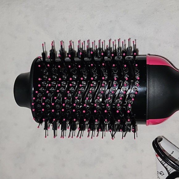 Hair Dryer Brush, 4 in 1 Styling Tools - Picture 3 of 7